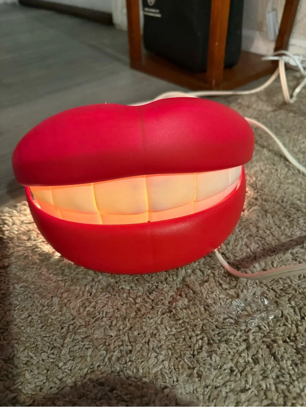 IKEA FLABB LIPS with light